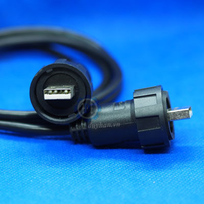 day-usb-duc-duc-gan-tu dien-chong-nuoc day-usb-duc-duc-gan-tu dien-chong-nuoc